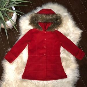 Sebby Girl’s red Tiered Coat fur trim sz 5